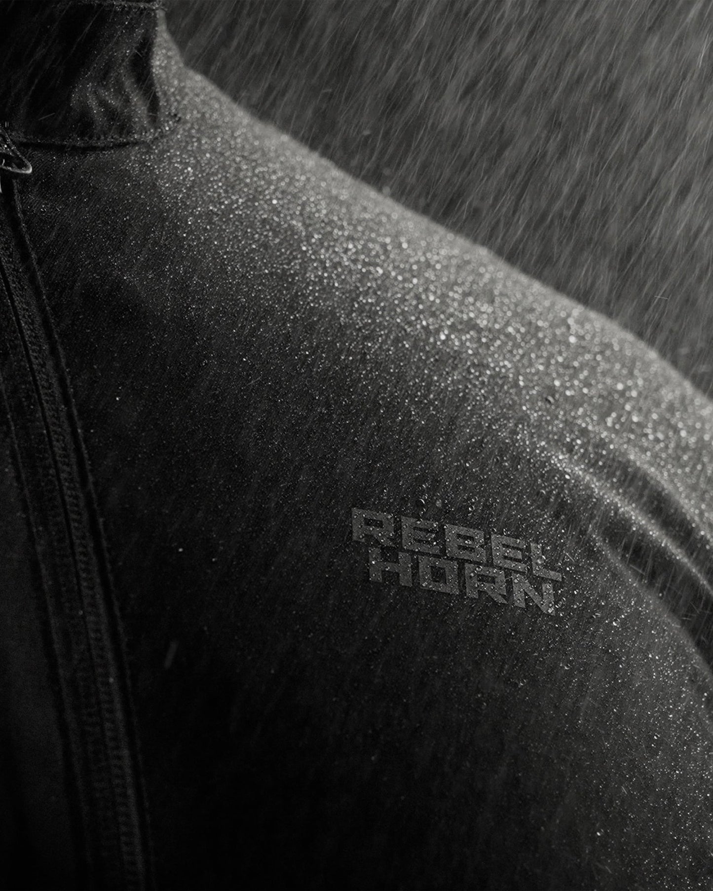 In & Out HydraShield PRO Noir Membrane